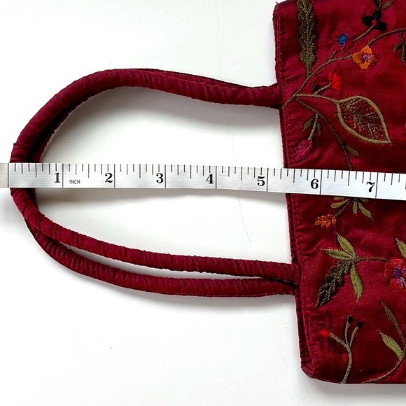 Accessorize London Silk floral embroidery, fully lined mini handheld, NWOT - Picture 11 of 12